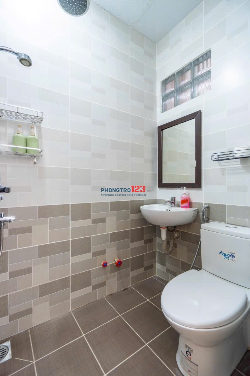 Phòng Trọ Siêu Thoáng view kính, Full nội thất Bình Thạnh gần Ngã tư hàng xanh GTGT Ngoại Thương