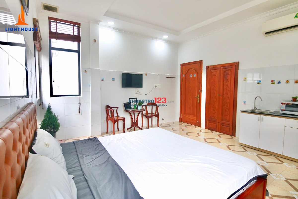 CĂN HỘ CỬA SỔ THOÁNG FULL NỘI THẤT NGAY CHÂN CẦU 3/2 - QUẬN 10