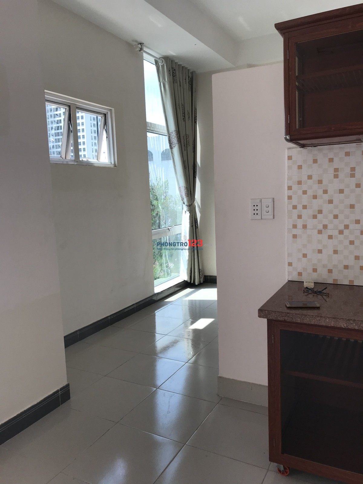 Chỉ 5 tr cho 2 người ở căn hộ mini 35m2 đầy đủ tiện nghi, nấu ăn trong phòng, có ban công và cửa sổ