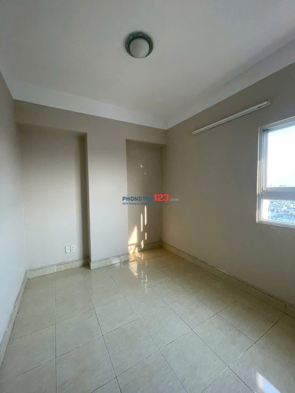 Chung cư 44 Đặng Văn Ngữ, PN: 80m2, 2p ngủ, máy lạnh, 11,5triệu