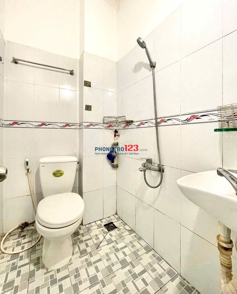 CĂN HỘ GIÁ RẺ CỬA SỔ THOÁNG NGAY SÂN BAY TÂN SƠN NHẤT