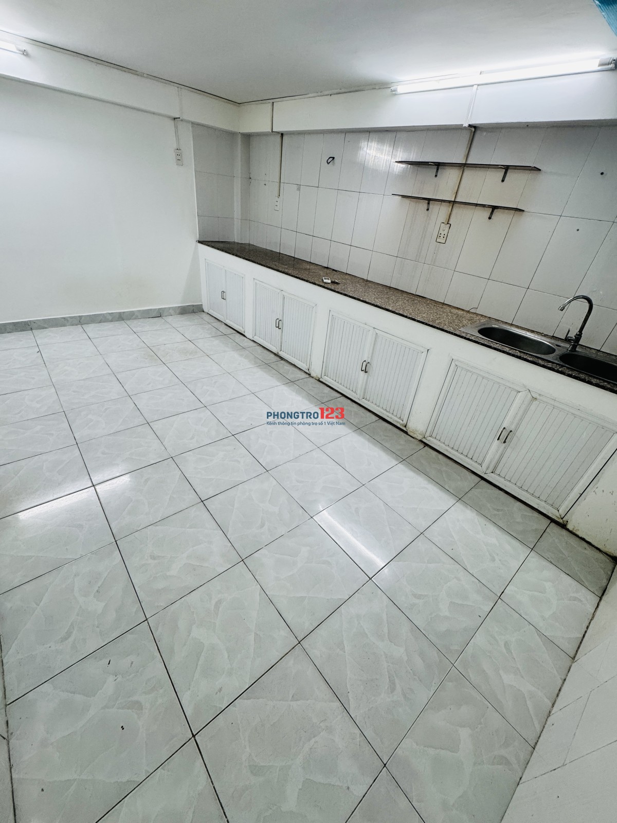 Phòng trọ 25m2 mát rượi vào ở ngay