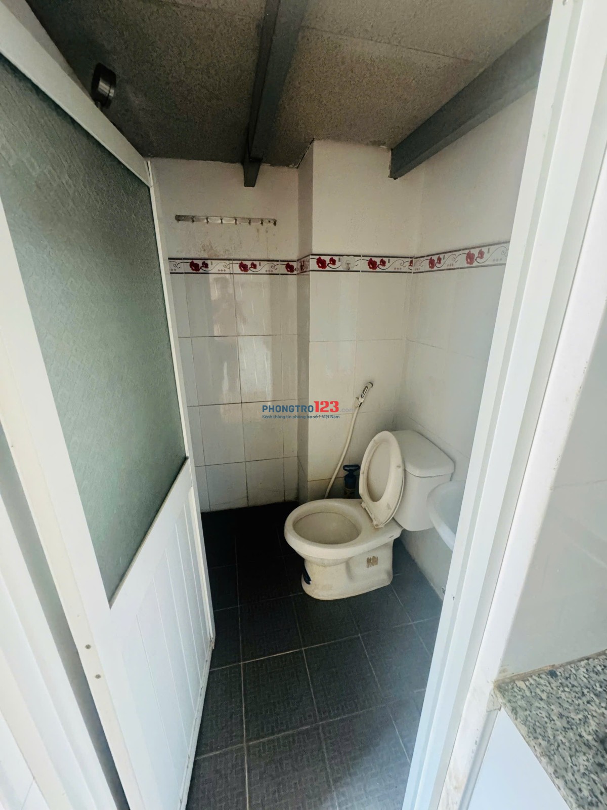 Cho thuê phòng trọ sinh viên giá rẻ ( 2,3 người ở)