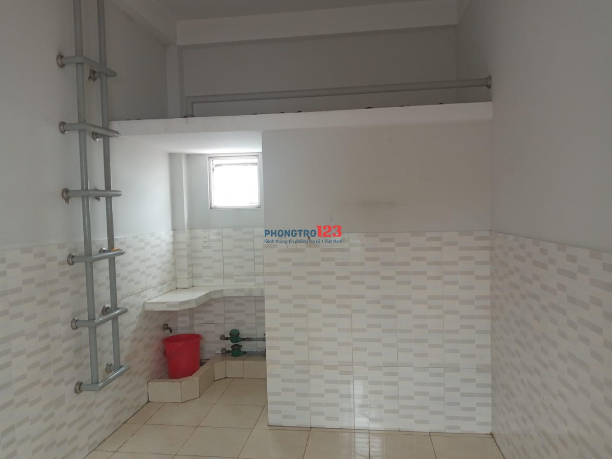 Phòng 18m2 có gác Gò Vấp (An Hội Đông)