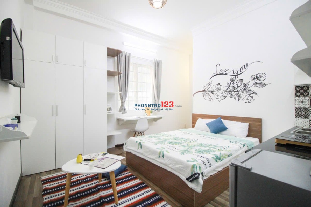 PHÒNG ĐẦY ĐỦ TIỆN NGHI NGAY THẢO ĐIỀN (CHÂN CẦU SÀI GÒN). LH: CHỦ NHÀ (MR.NAM: 0938 983 193)