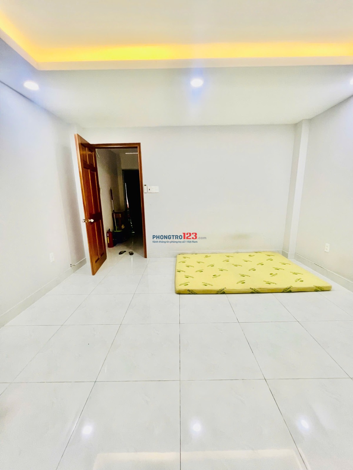 Phòng trọ sinh viên sẵn vào ở ngay, Tăng Bạt Hổ, Bình Thạnh