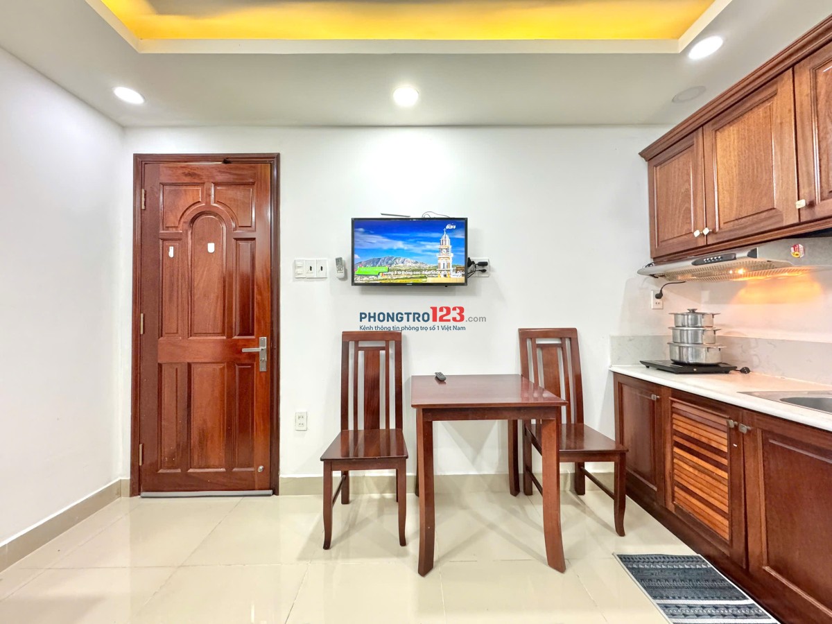 CĂN HỘ CAO CẤP 30m2 FULL NỘI THẤT, CÁCH MẠNG THÁNG 8, GẦN CV LÊ THỊ RIÊNG