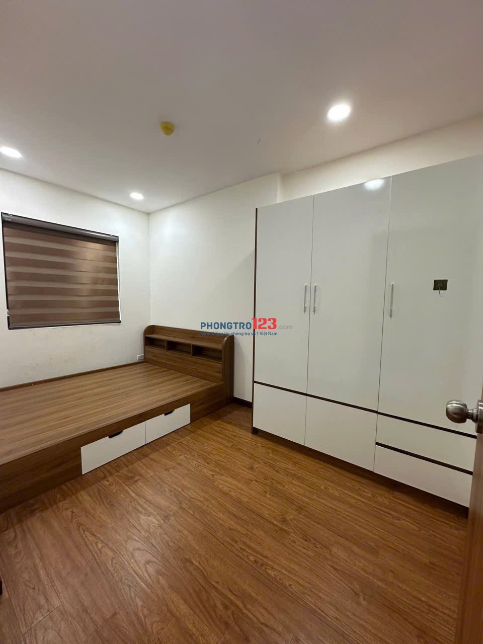 Chung cư Carillon 2, Trịnh ĐÌnh Thảo, TP: 75m2, 2p ngủ, nhà trống, 9 triệu