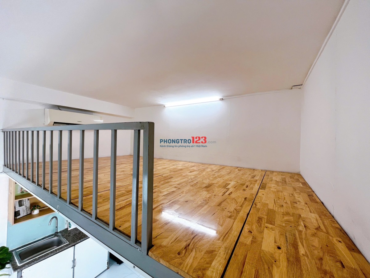 DUPLEX 2 CỬA SỔ TRỜI FULL NỘI THẤT NGAY TẠI TRUNG TÂM QUẬN 10