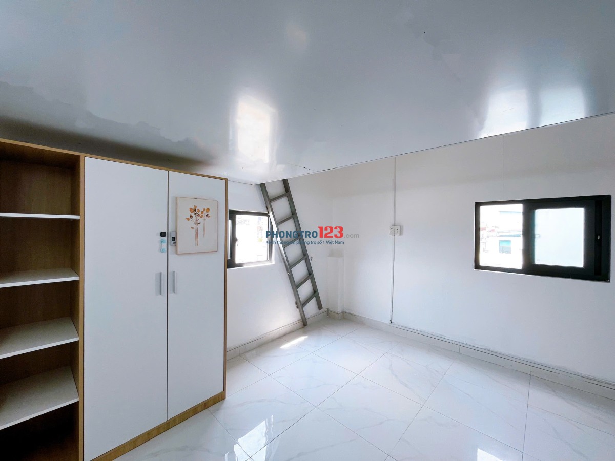 DUPLEX 2 CỬA SỔ TRỜI FULL NỘI THẤT NGAY TẠI TRUNG TÂM QUẬN 10