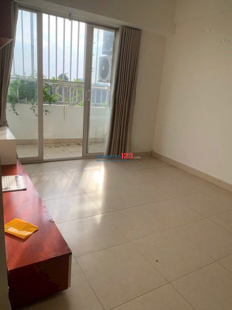 CHung cư Phú Thọ, Nguyễn Thị Nhỏ, Q11: 85m2, 2p ngủ, 11triệu