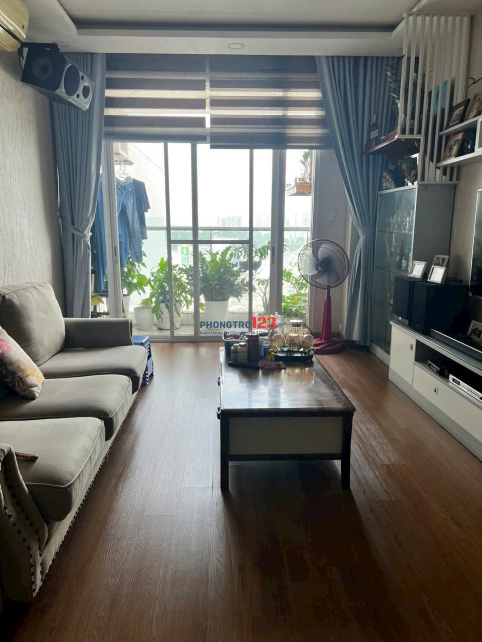 Bàu Cát 2 căn hộ 3 phòng ngủ,có nội thất giá 12tr
