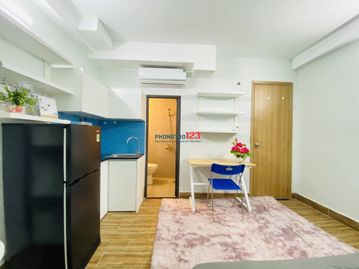 PHÒNG MỚI THANG MÁY - FULL ĐỒ GẦN CHỢ TÂN MỸ