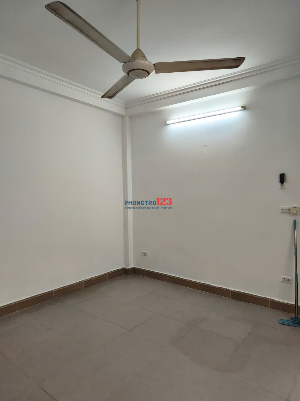 Phòng trọ khép kín 32m2 khu trung tâm cầu giấy