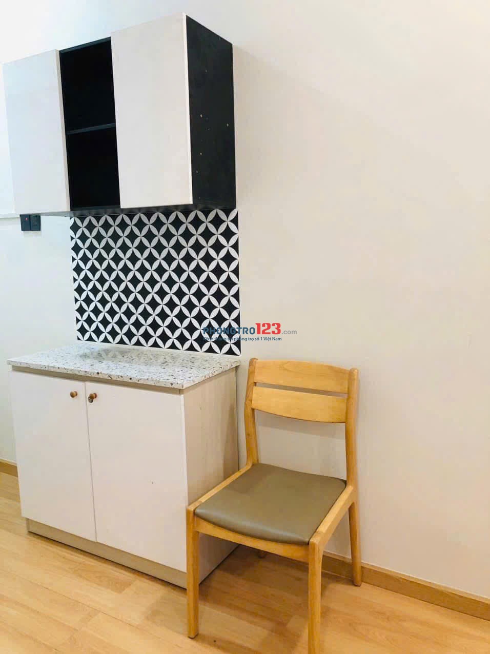 CĂN HỘ DỊCH VỤ GẦN UEF - HUTECH - HỒNG BÀNG VĂN LANG - CHỢ BÀ CHIỂU