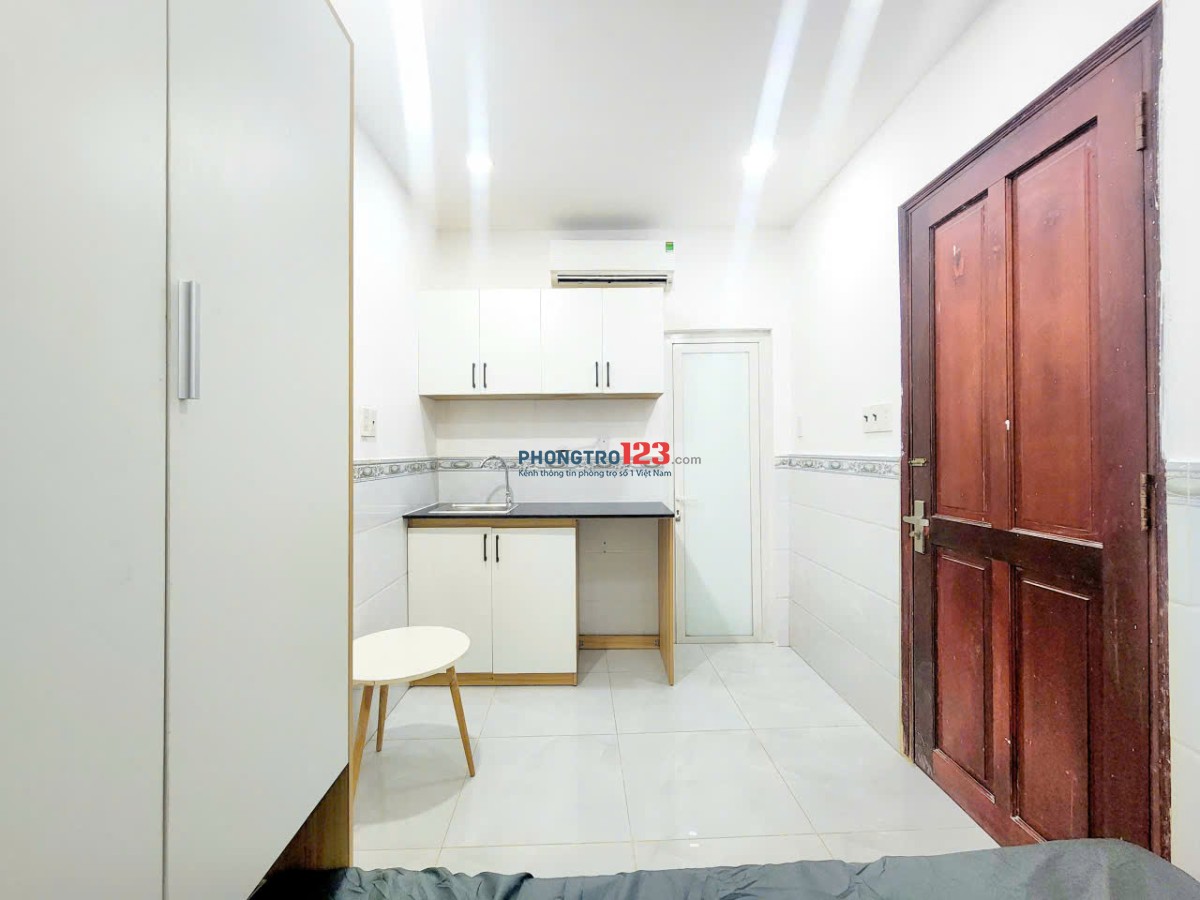 [FULL NỘI THẤT] 3TR9 Trần Quang Diệu, Q3 - Giáp Q1,10 - Ở được 2-3 người