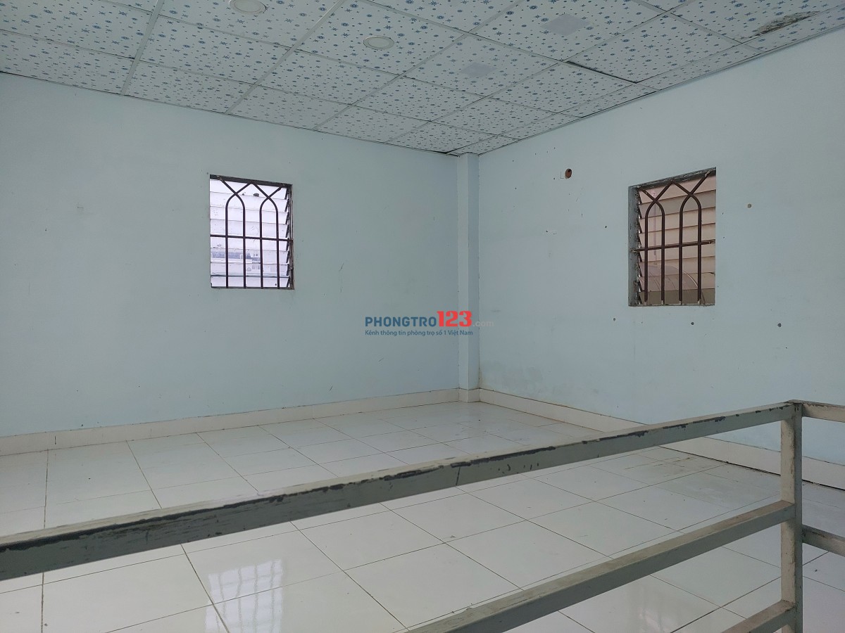 Phòng trọ cho thuê 18m2 có gác ở đường Nguyễn Thị Kiểu, phường Tân Thới Hiệp