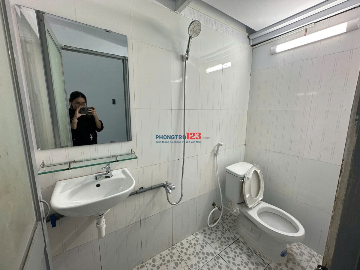 Phòng trọ giá rẻ quận 2, dãy nhà mới xây, tại Khu Lê Văn Thịnh Thuận tiện đi trung tâm