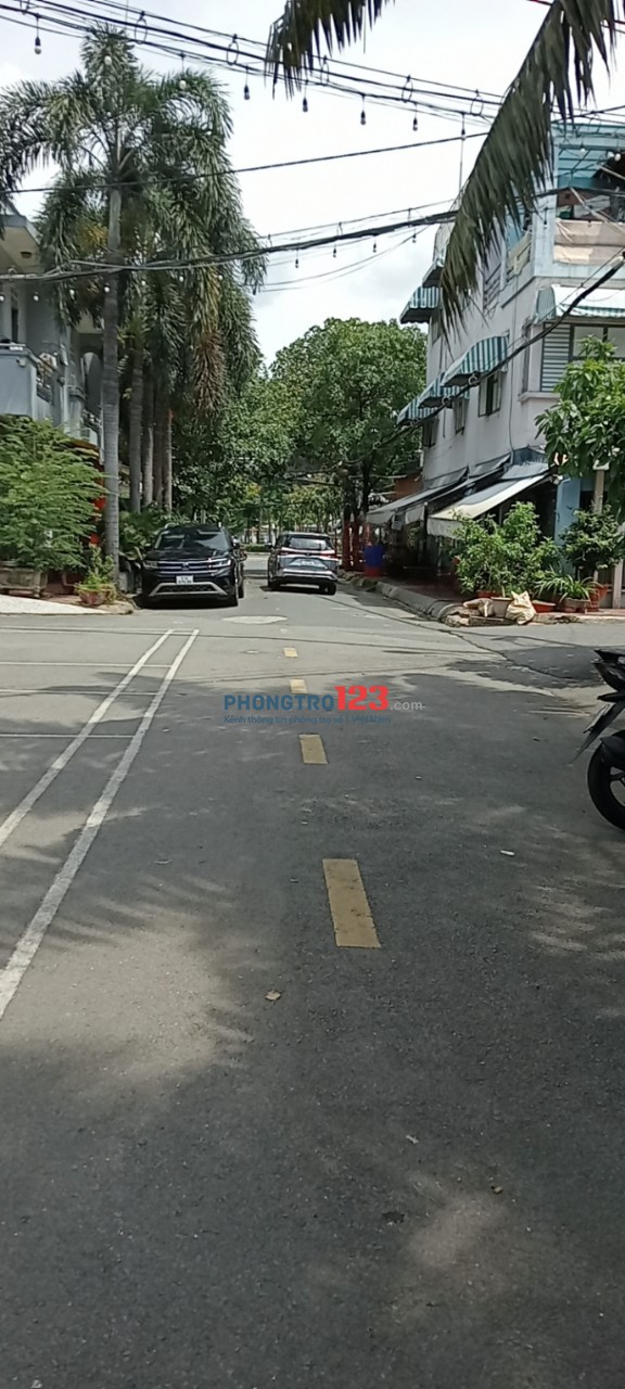 CHỈ CÒN ĐÚNG 2 PHÒNG ĐẸP, BAN CÔNG VIEW CÔNG VIÊN LÀNG HOA – CỬA VÂN TAY, CÓ ƯU ĐÃI!