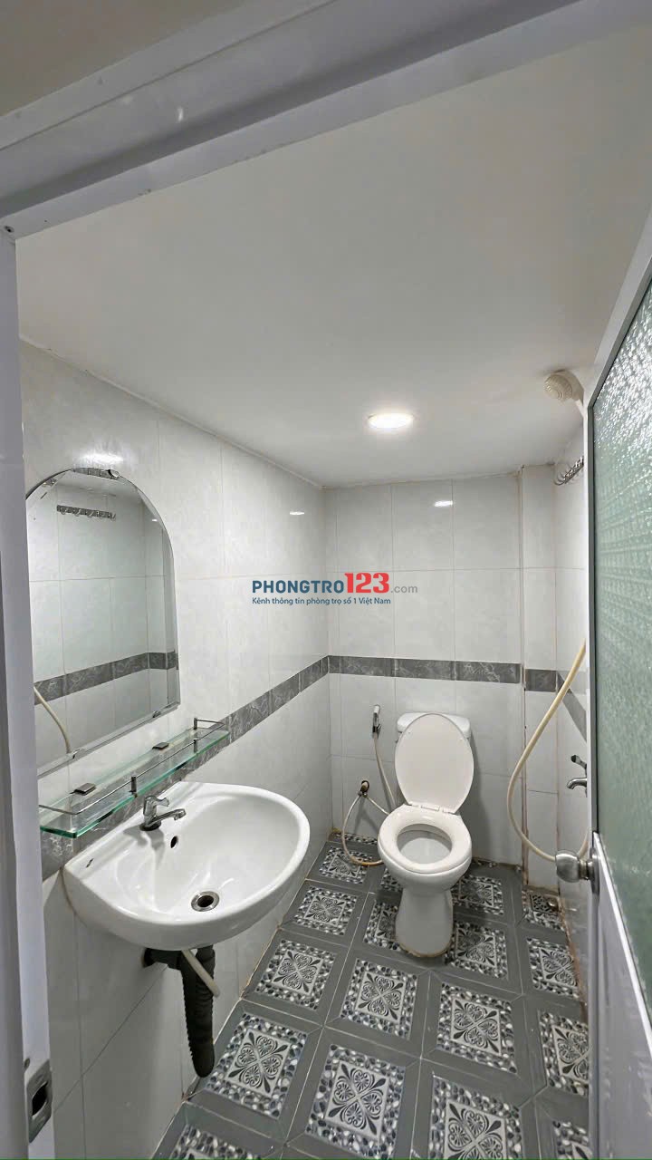 ️3.890.000₫ - Cam kết như hình 100% - Full nội thất - Thang máy