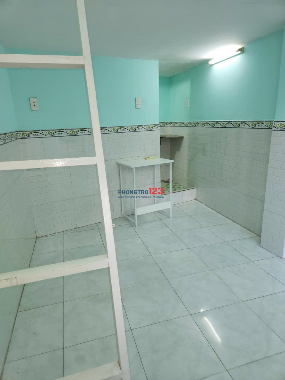 Chính chủ cho thuê phòng trọ: Tân Hòa Đông, P14, Q6.Máy Lạ.Giá 2,7trđ/ tháng. LH. C.Thu :0918410614.