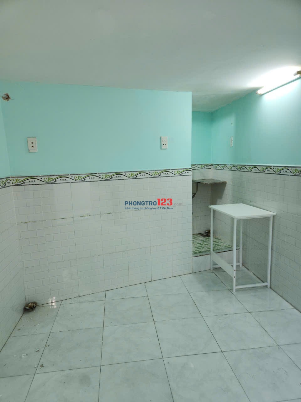 Chính chủ cho thuê phòng trọ: Tân Hòa Đông, P14, Q6.Máy Lạ.Giá 2,7trđ/ tháng. LH. C.Thu :0918410614.