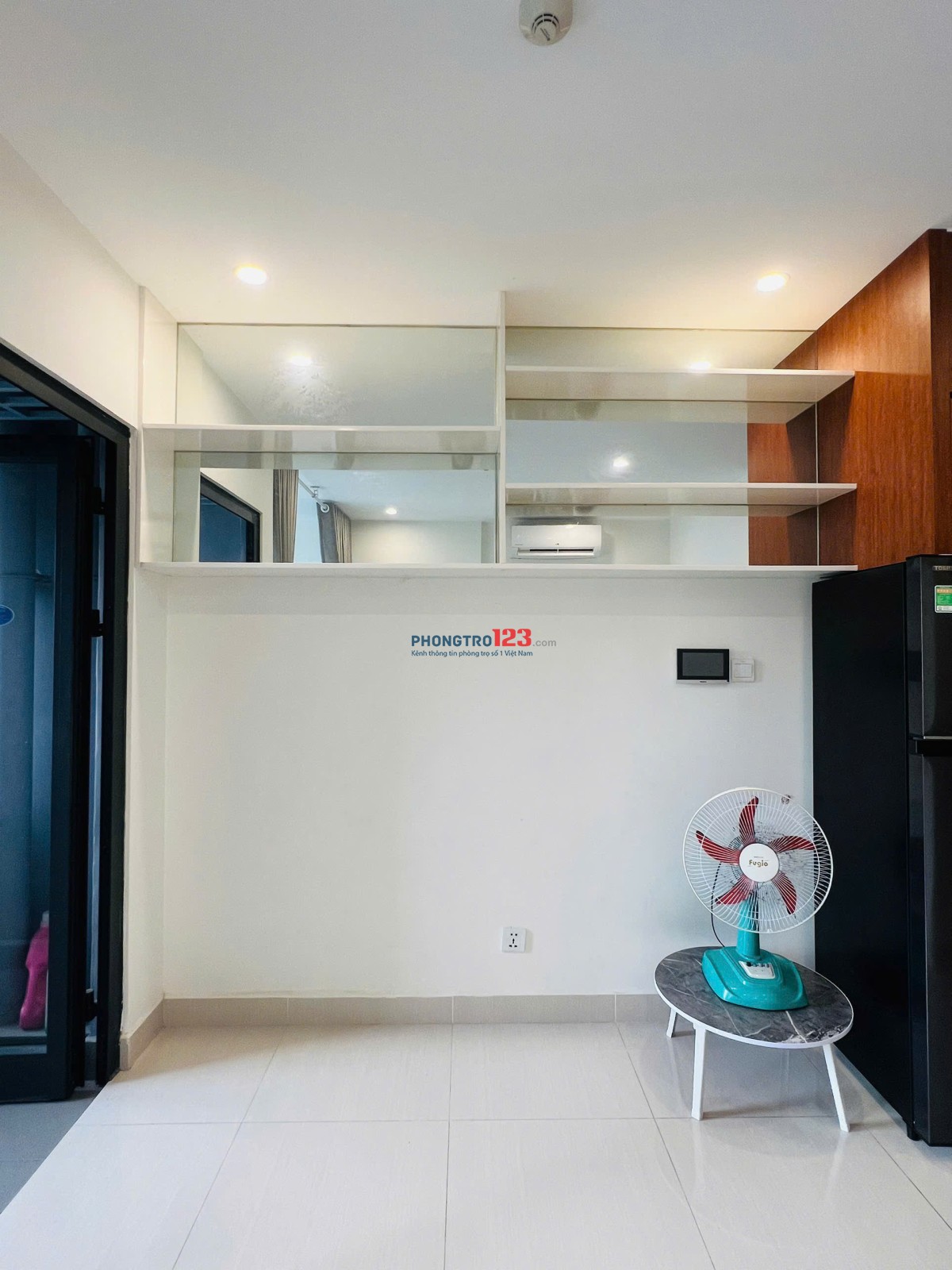 Cho thuê căn hộ full NT - khu Vinhomes Grand Park - Quận 9