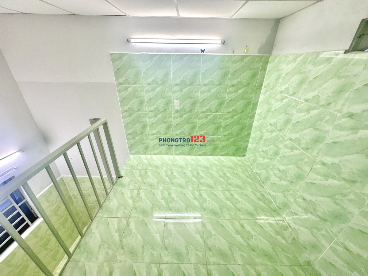 Phòng Ngay Vincom Q9, rộng, cửa sổ thoáng, Ánh sáng tự nhiên, Giờ tự do,- Có Máy Lạnh