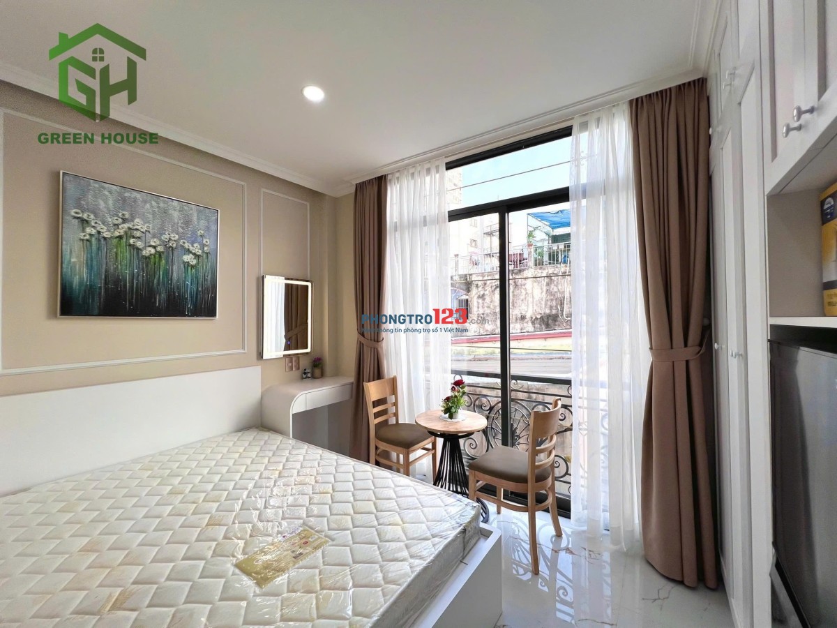 CHO THUÊ CĂN HỘ CỬA SỔ LỚN SÁT QUẬN 1, NGUYỄN HỮU CẢNH, QUẬN BÌNH THẠNH