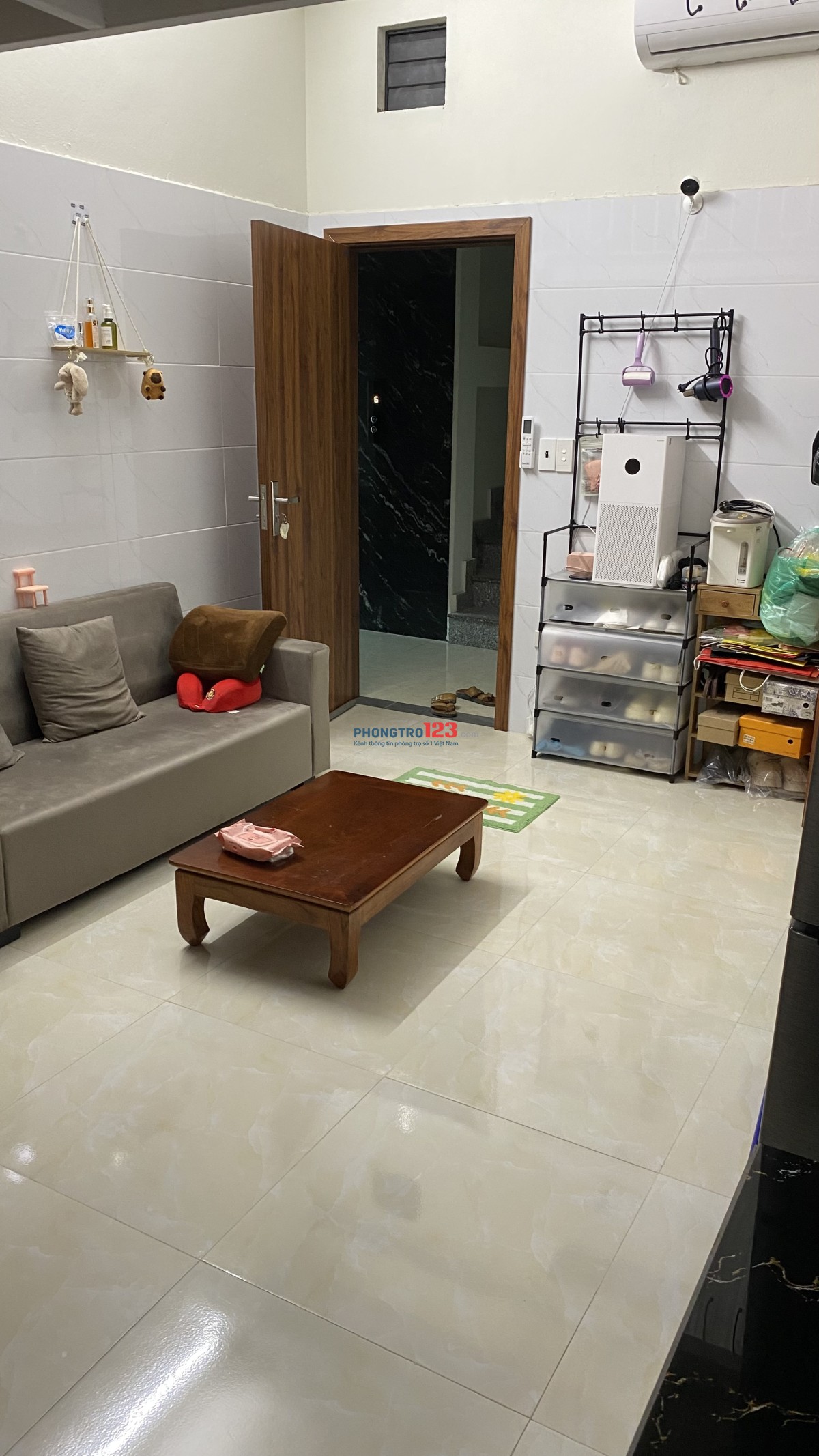 Hồ đền lừ:Chính chủ cho thuê: Phòng rộng , ban công riêng