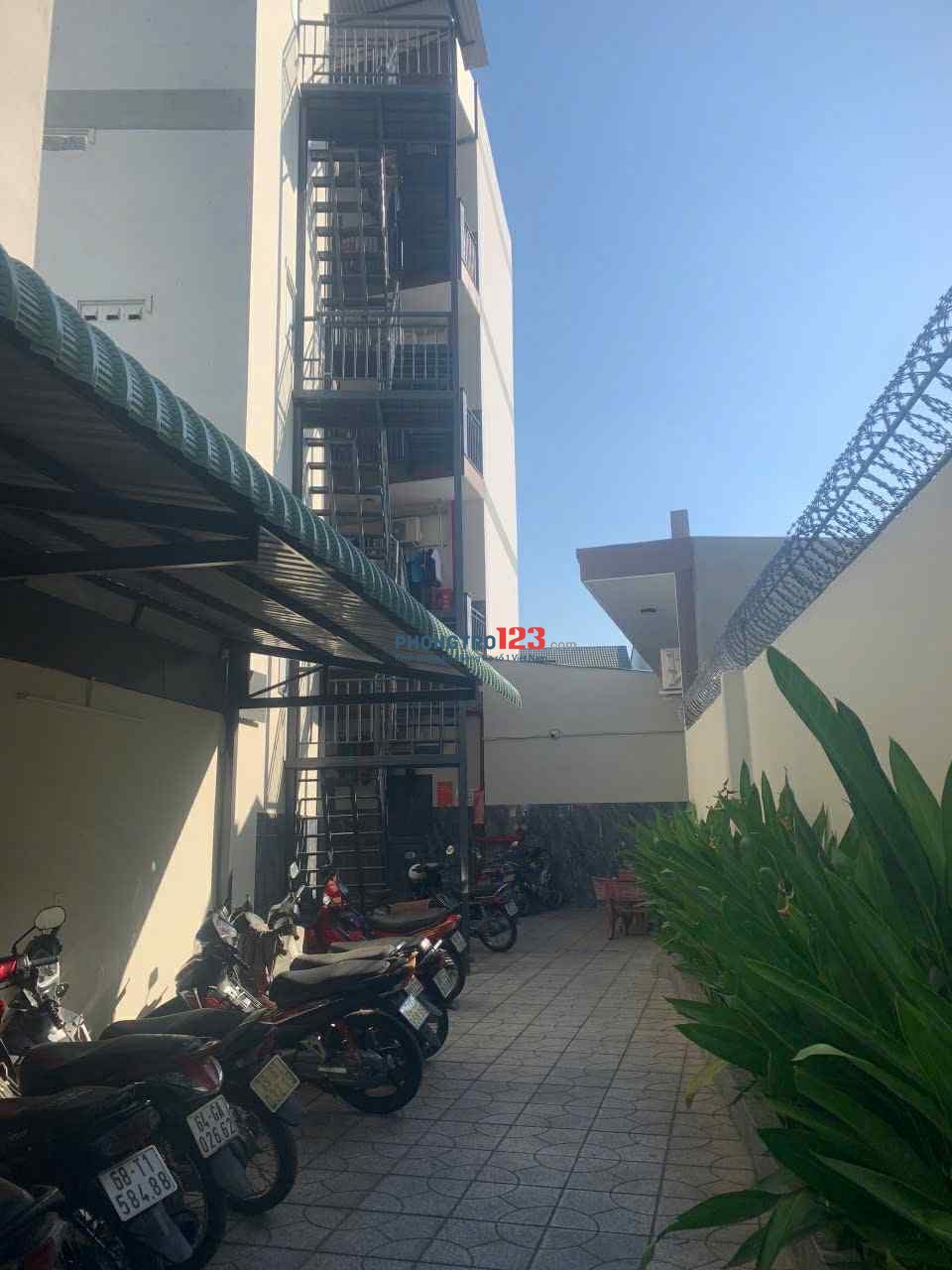 TÌM NGƯỜI Ở GHÉP (NỮ)Đầu tháng 6 dọn vào (Cuối tháng 5 vào được)
