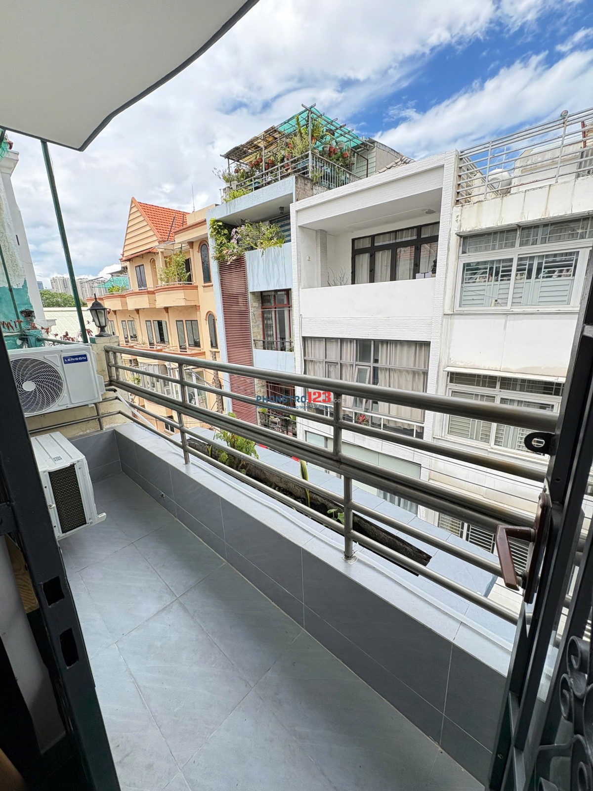 Căn hộ view Sân thượng Trung Tâm Q10