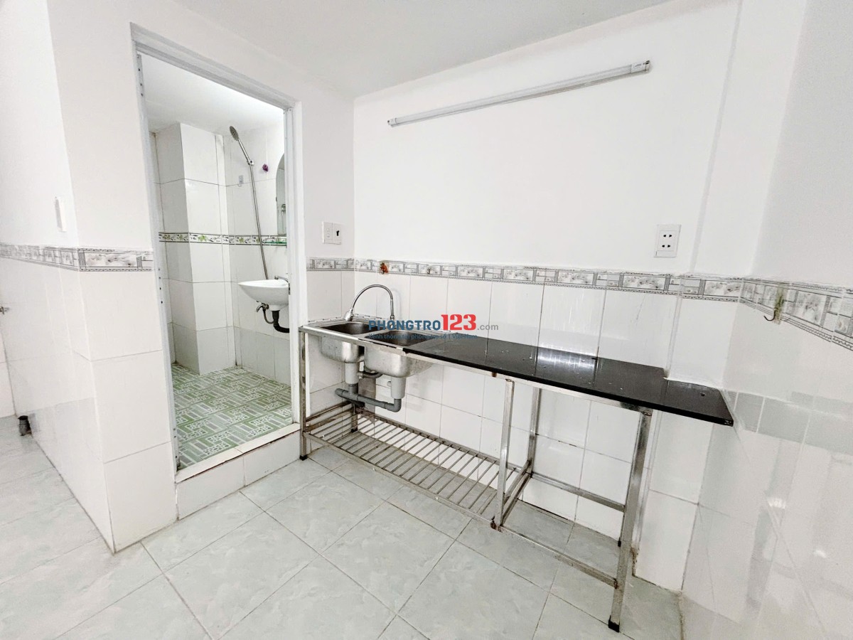 CHÍNH CHỦ CHO THUÊ PHÒNG PHƯỚC LONG A, PHÒNG RỘNG, GIỜ GIẤC TỰ DO