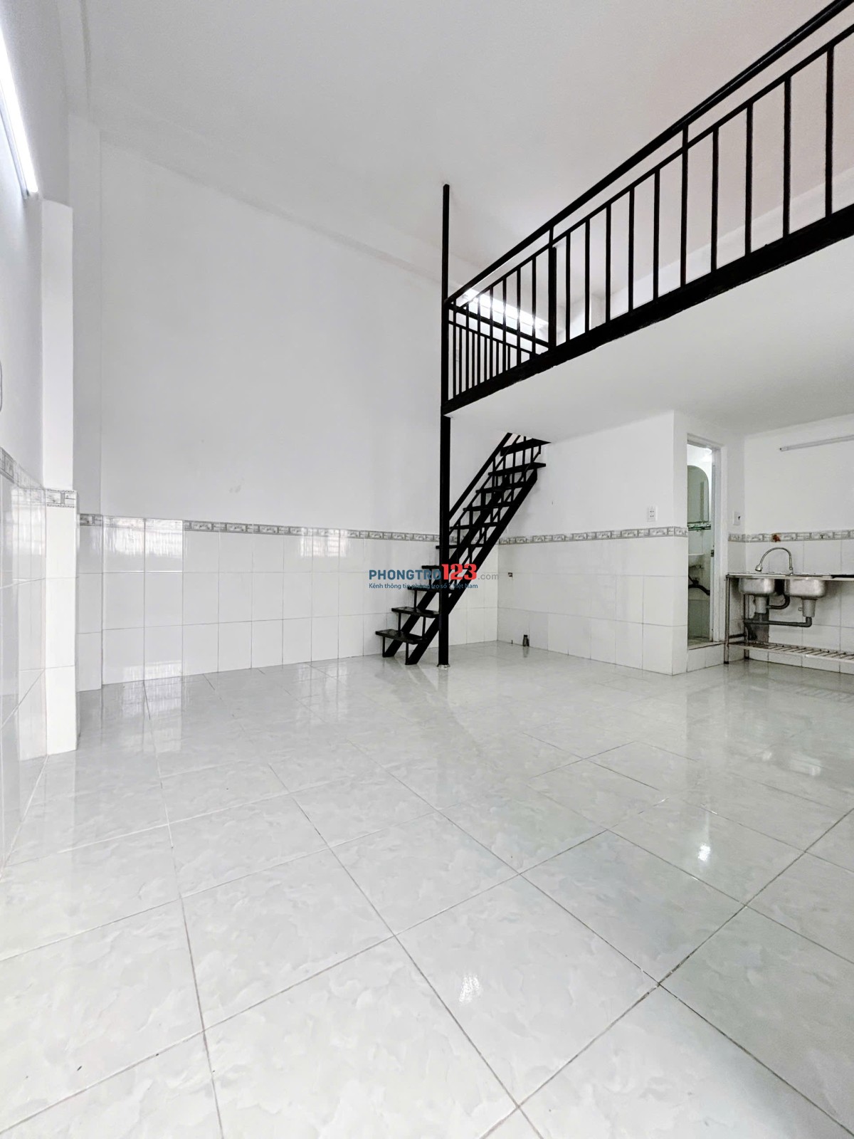 CHÍNH CHỦ CHO THUÊ PHÒNG PHƯỚC LONG A, PHÒNG RỘNG, GIỜ GIẤC TỰ DO