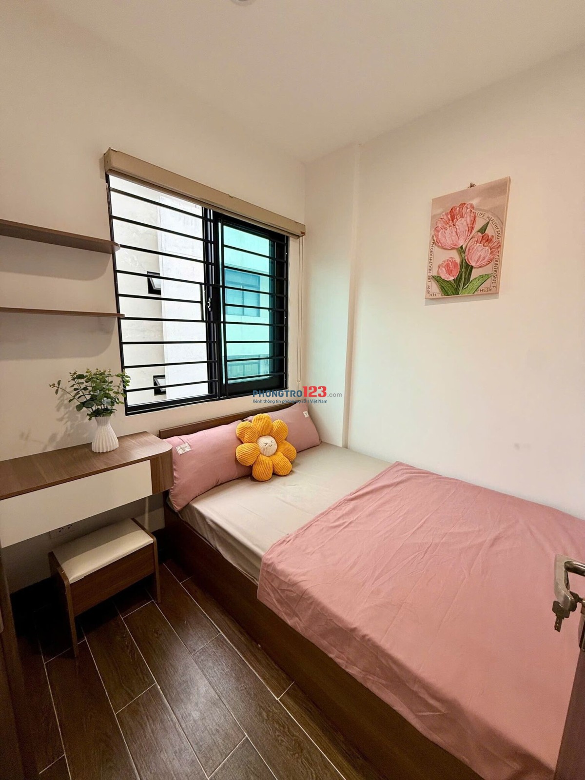 Chỉ 6tr5 cho thuê phòng CCMN 1 Ngủ 1 Khách BAN CÔNG đón sáng, gần hồ Đầm Hồng, Vành đai 2.5