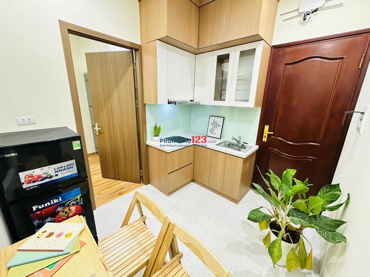 Cho thuê căn hộ 2 phòng ngủ Hoàng Quốc Việt – full đồ đẹp