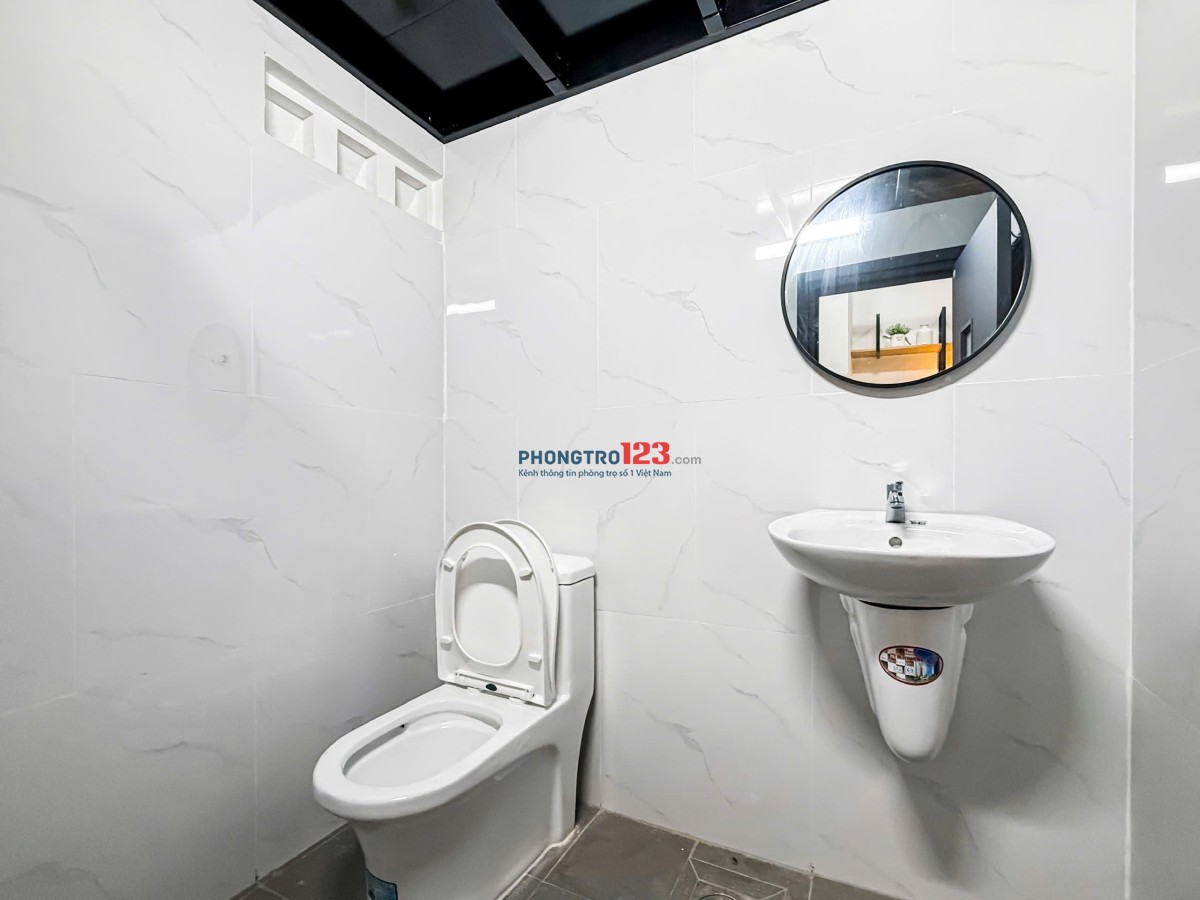 Phòng Mới Xây Decor Hiện Đại Có Cửa Sổ Thoáng