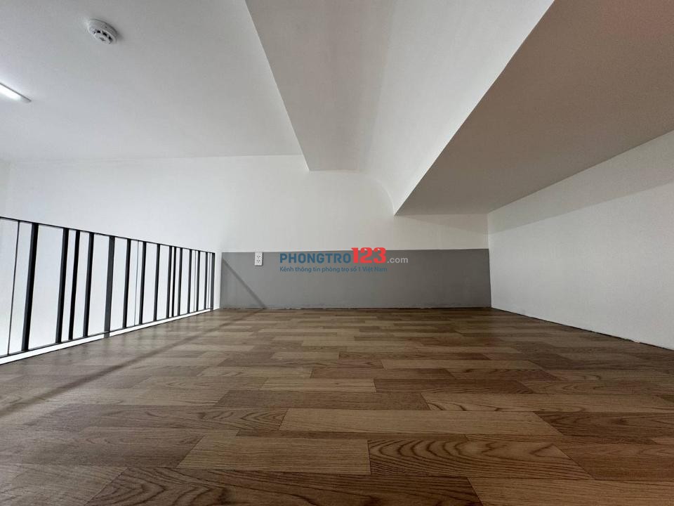 [THỦ ĐỨC] PHÒNG DUPLEX BAN CÔNG RIÊNG SIÊU THOÁNG- NGAY SÁT ĐH TÀI CHÍNH MARKETING Q9