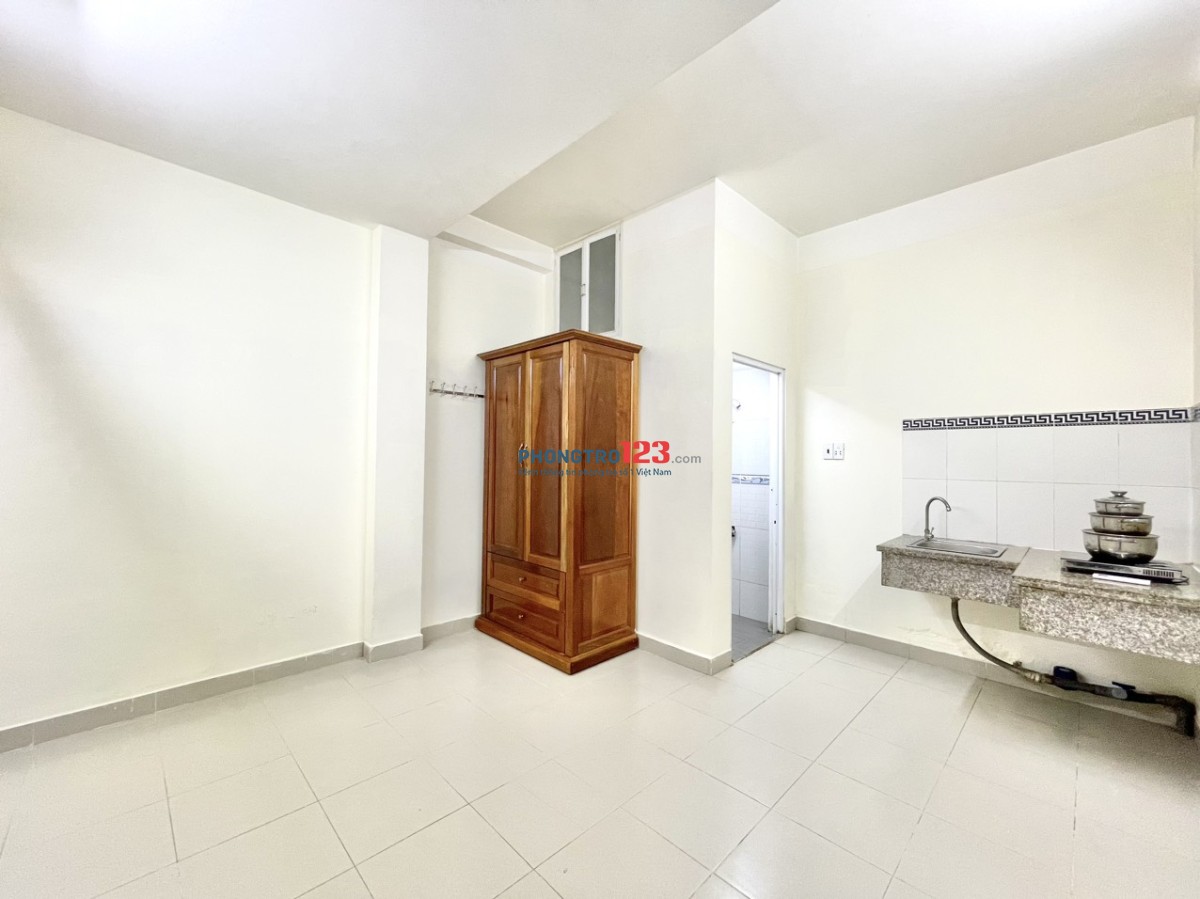 PHÒNG TIỆN NGHI CAO CẤP NGAY 4’ ĐI ĐH VĂN LANG CS3