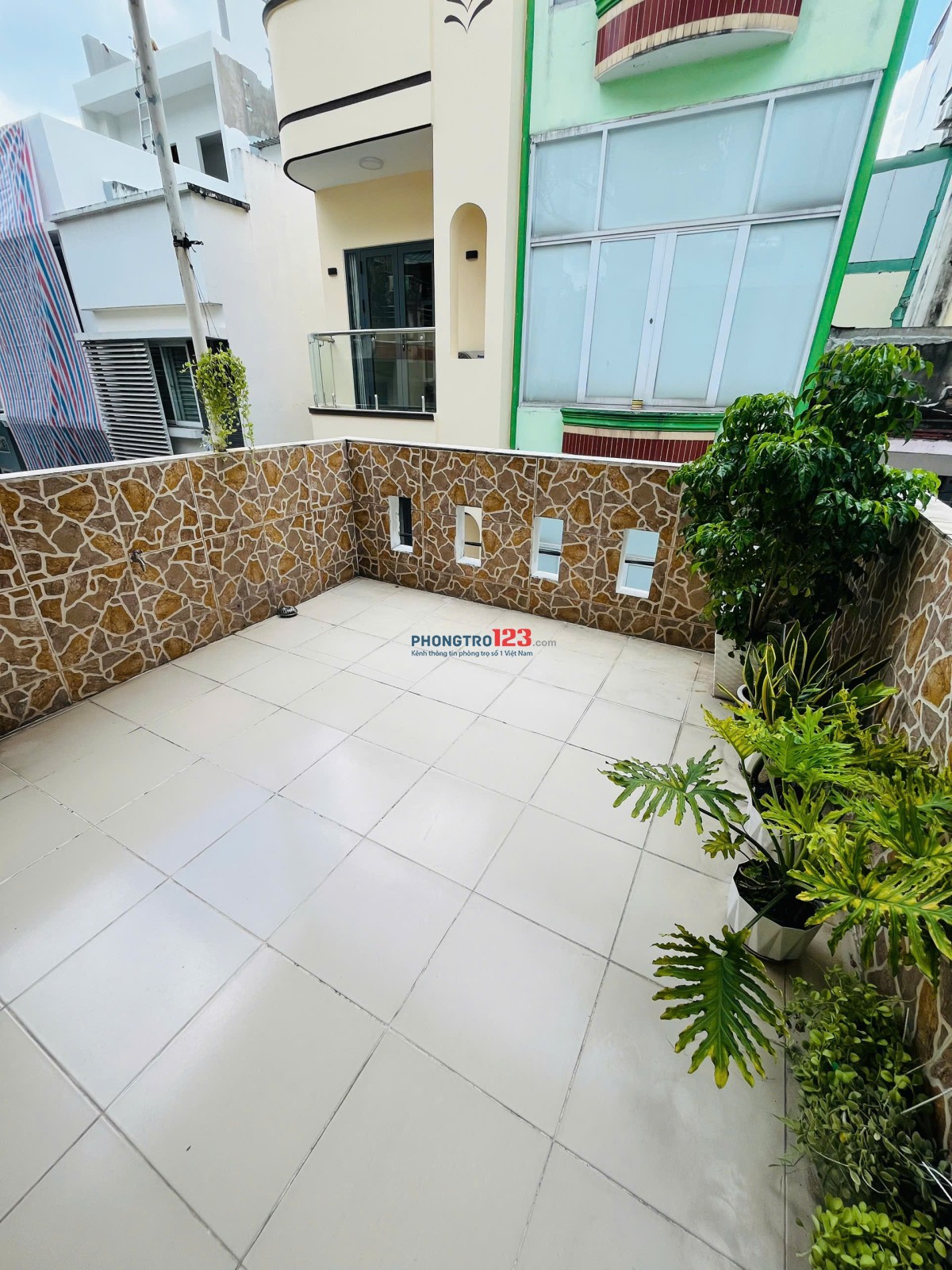 !!! TRỐNG 1 PHÒNG LẦU 2 - CHUNG CHỦ !!!