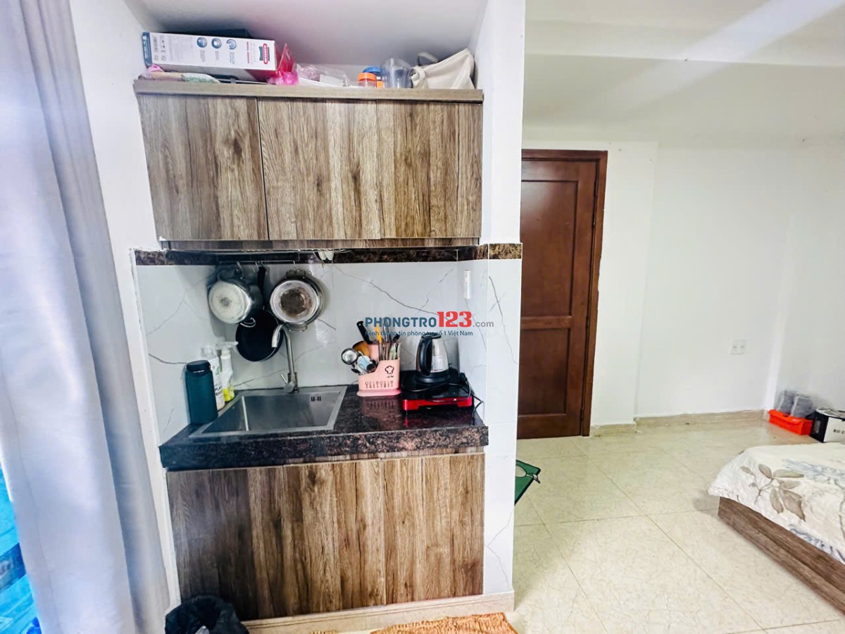 Cho thuê phòng trọ Bình Thạnh thang máy mới 100% full nội thất gần chợ Cây Quéo, Hoàng Hoa Thám