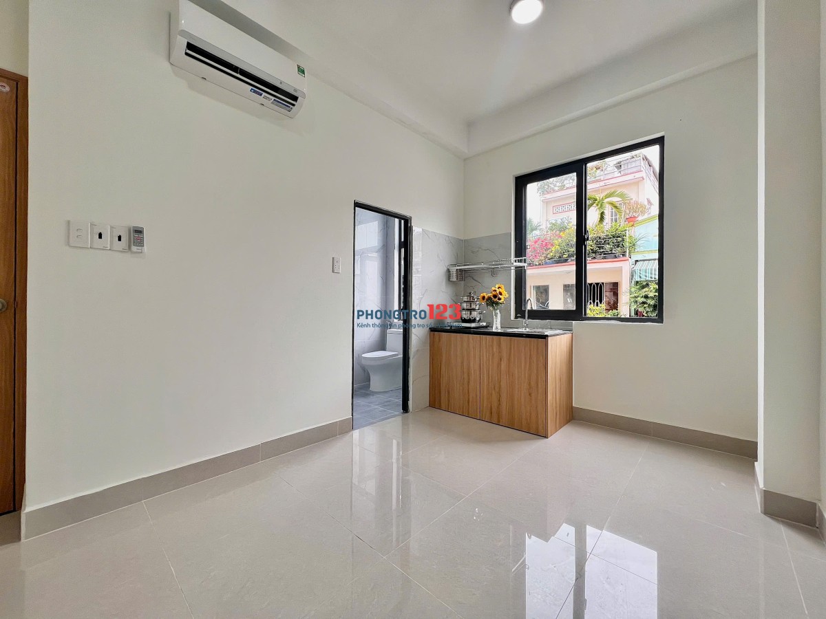 PHÒNG CỬA SỔ TRỜI MỚI XÂY - THANG MÁY BÙI ĐÌNH TÚY