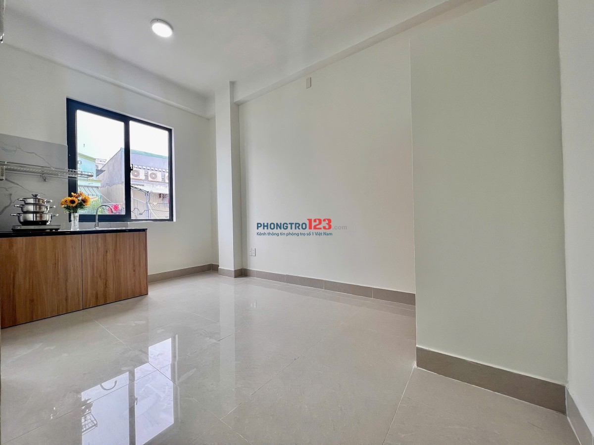 PHÒNG CỬA SỔ TRỜI MỚI XÂY - THANG MÁY BÙI ĐÌNH TÚY