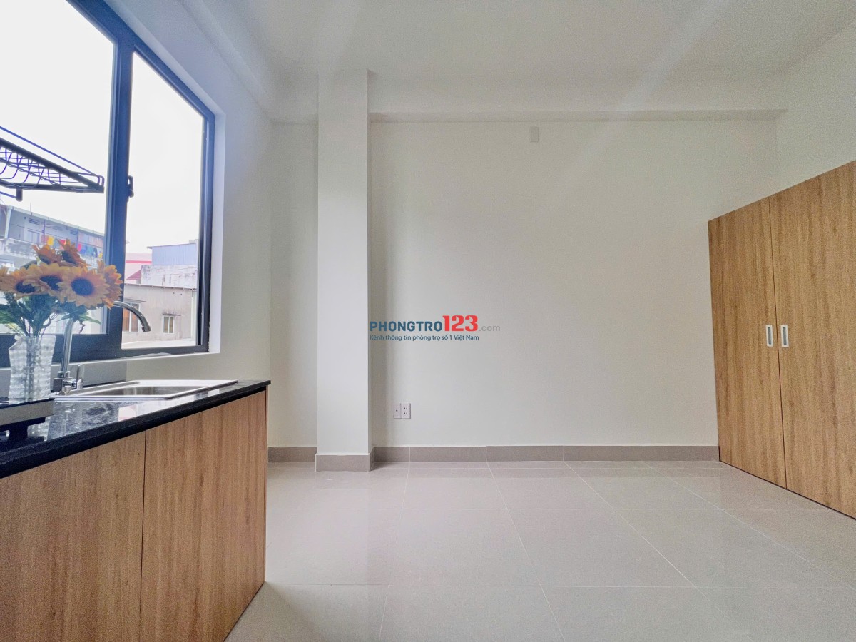 PHÒNG CỬA SỔ TRỜI MỚI XÂY - THANG MÁY BÙI ĐÌNH TÚY