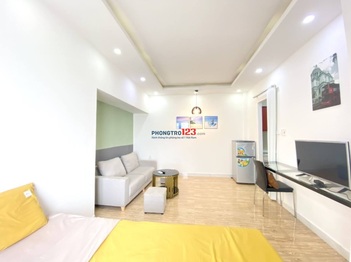 SIÊU PHẨM CĂN HỘ 1PN TÁCH BẾP FULL NỘI THẤT CỬA SỔ TRỜI TẠI NGUYỄN THỊ MINH KHAI GẦN VẠN HẠNH MALL
