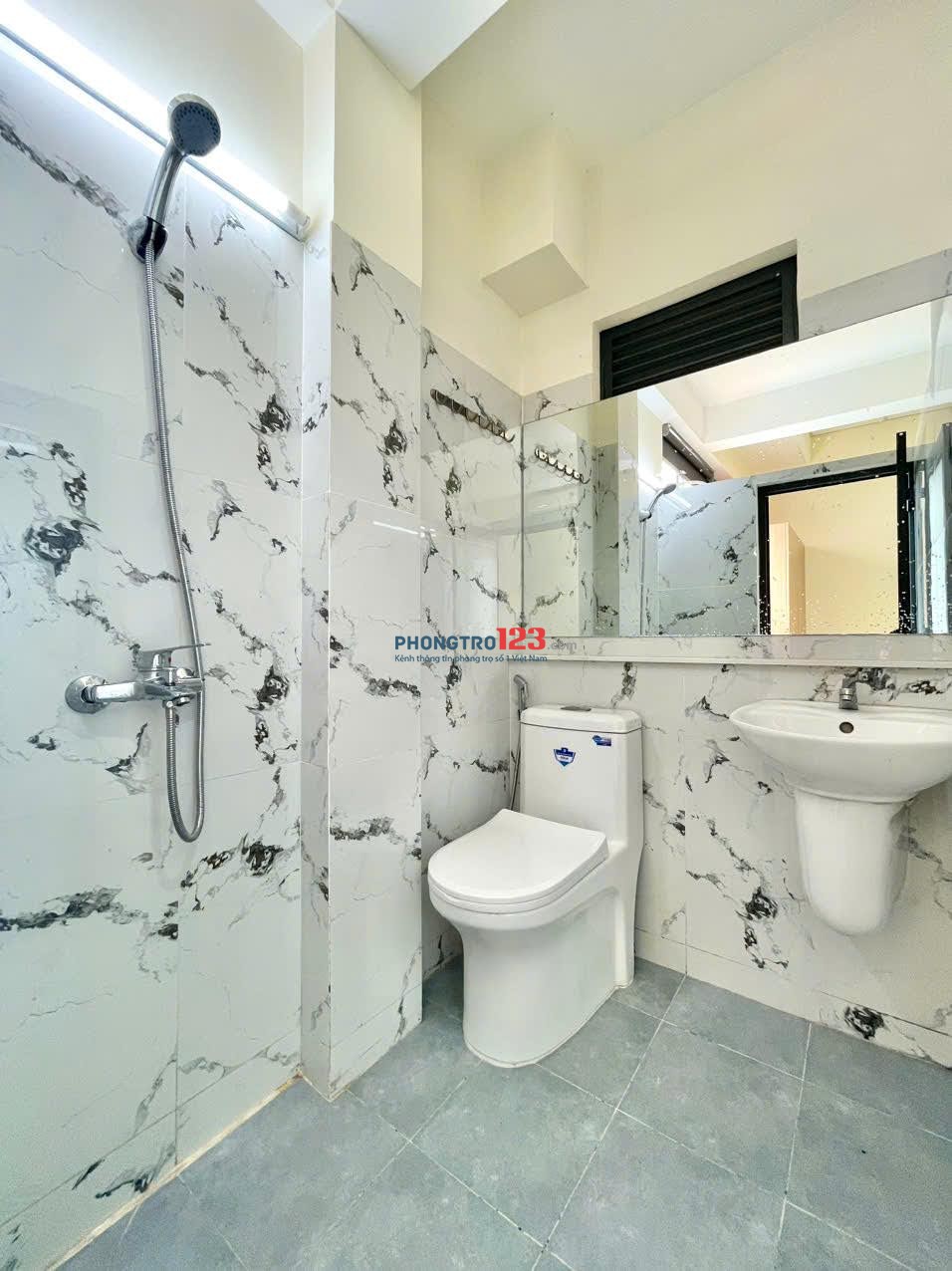 PHÒNG MỚI XÂY THOÁNG TIỆN NGHI NGYA BÙI ĐÌNH TÚY