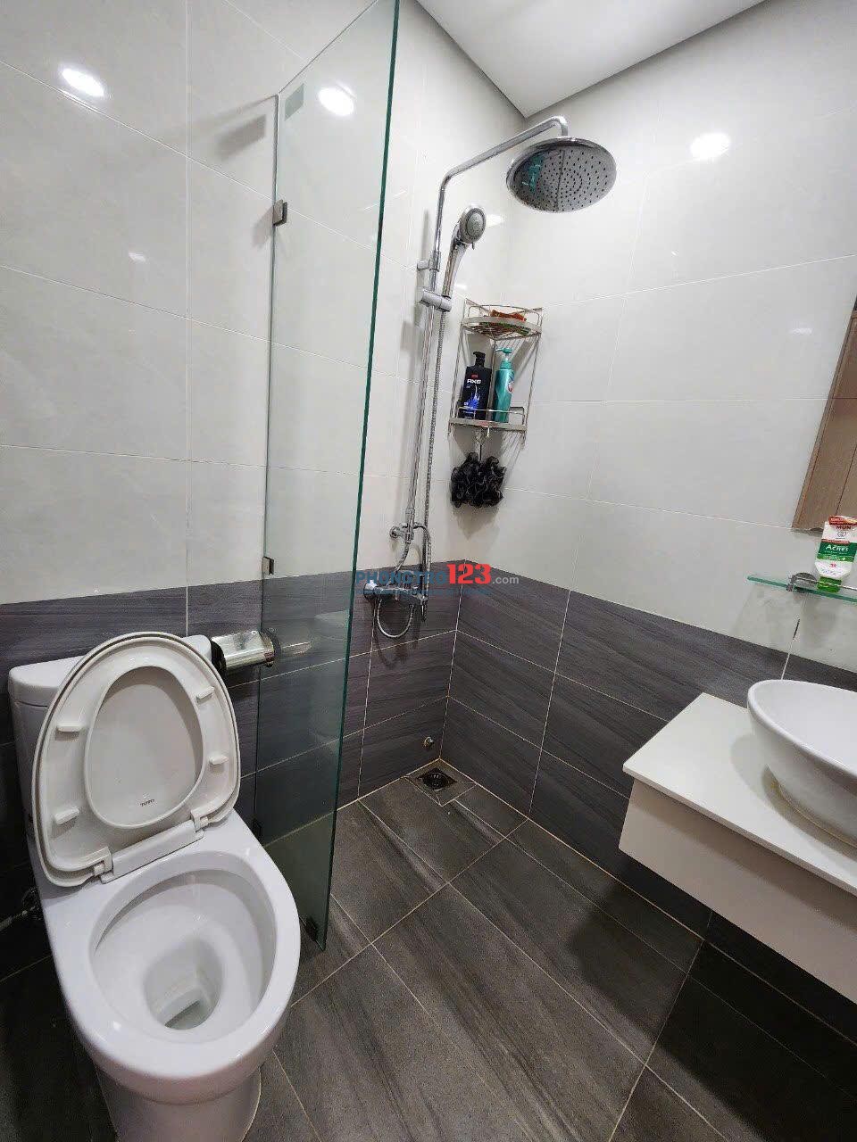 Cho thuê căn hộ 3p ngủ giá 11tr/th Chung cư Ruby- Nguyễn Sỹ Sách.