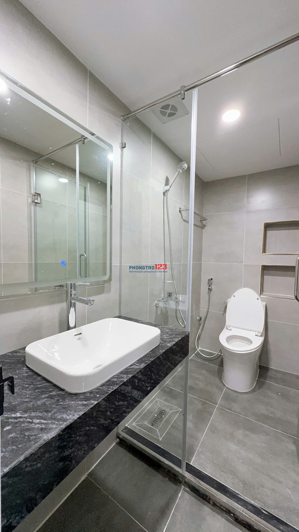 Chính chủ còn 1 phòng 1k1n Tại Xuân La Tây Hồ full đồ.