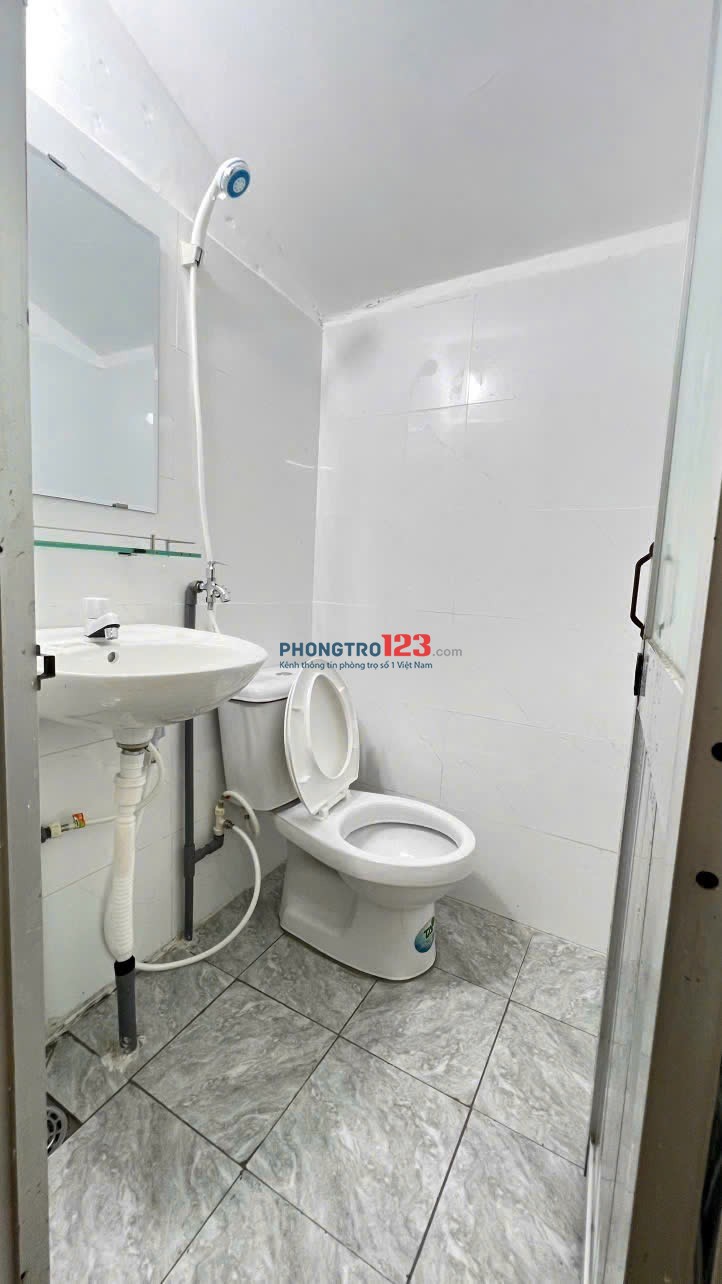 Chính chủ cho thuê phòng trệt tách bếp đầy đủ nội thất cao cấp