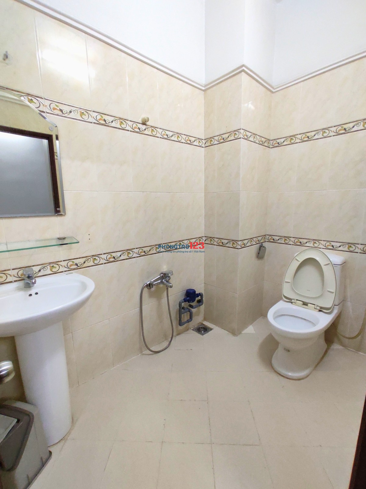 Phòng 2tr8 - 15m2 Quận 2 Gần Ủy Ban